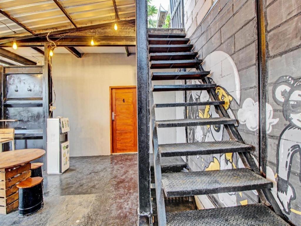 Oyo 92256 Sentosa Residence Yogyakarta Exterior photo
