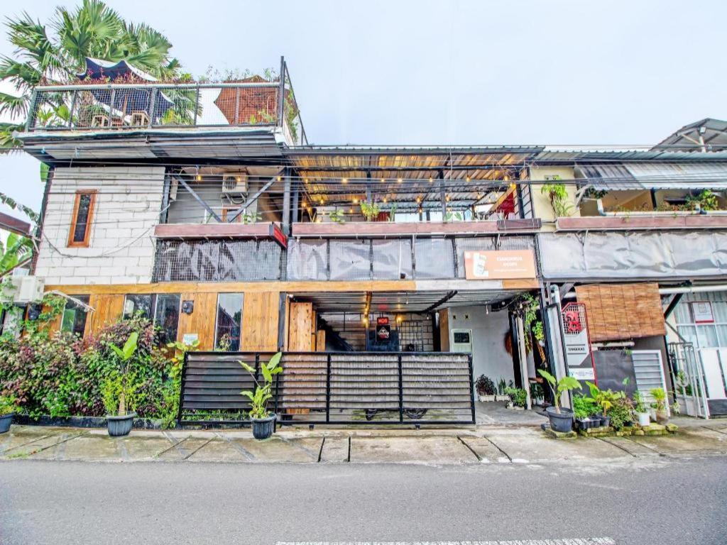 Oyo 92256 Sentosa Residence Yogyakarta Exterior photo